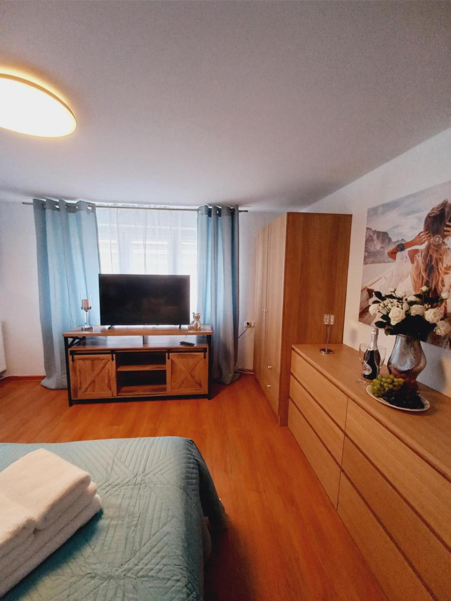 Apartament 2 Sypialnie Z Kuchnia - 200 Metrow Od Morza Miedzyzdroje Exterior photo
